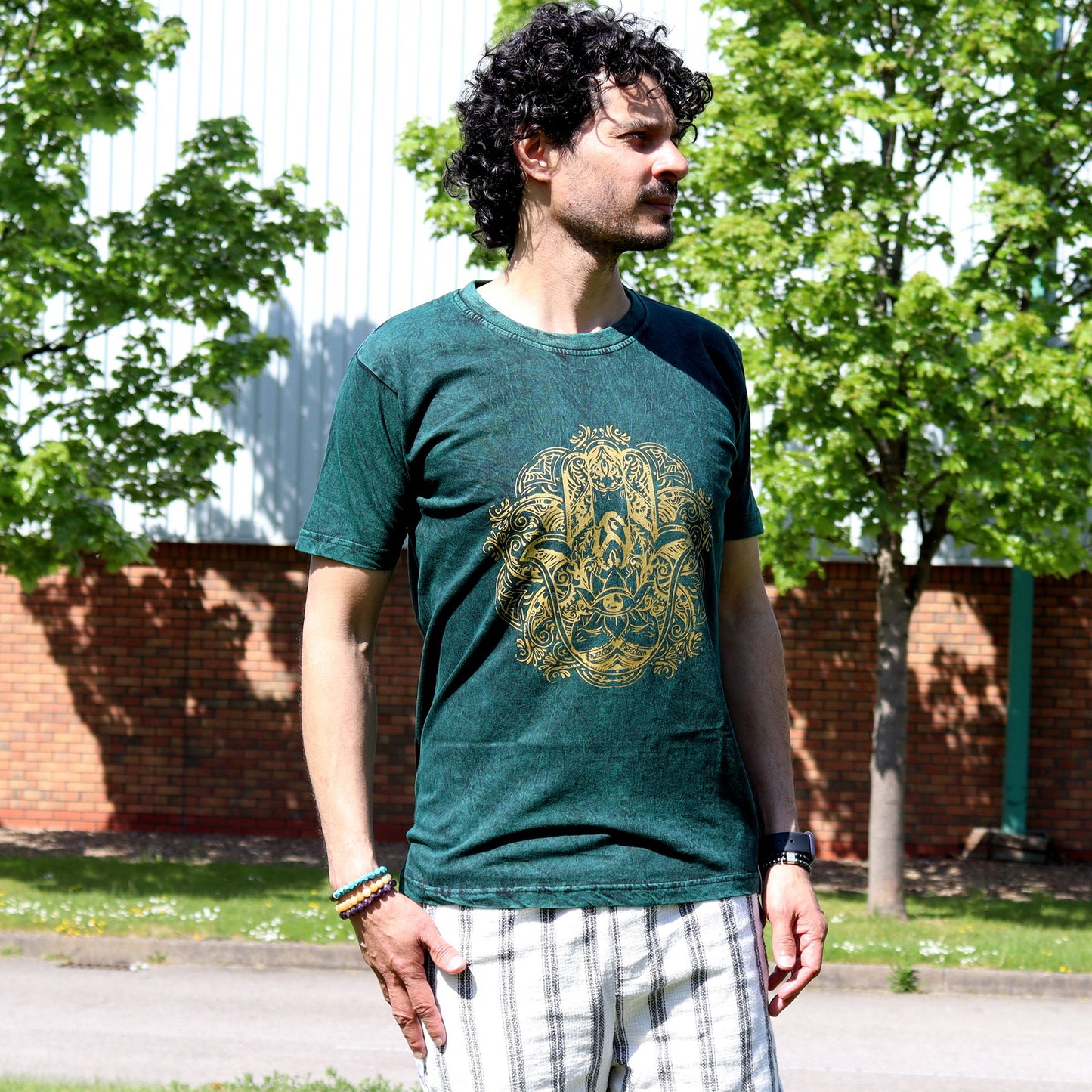 Small Stone Washed T-Shirt - Hamsa - Green