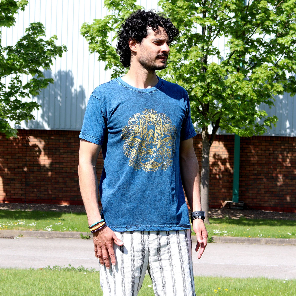 Medium Stone Washed T-Shirt - Hamsa - Blue